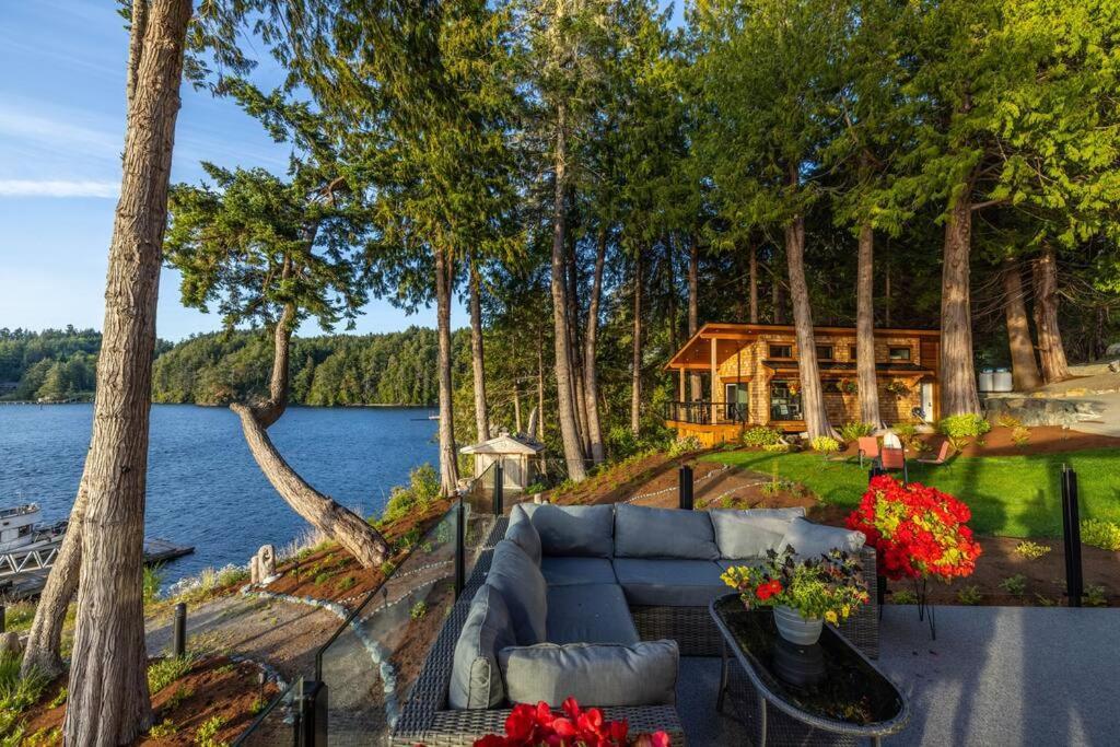 Kingfisher Manor Villa Sooke Exterior photo