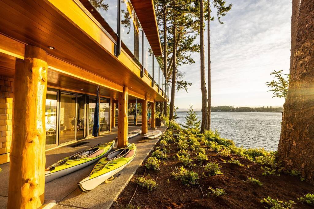 Kingfisher Manor Villa Sooke Exterior photo